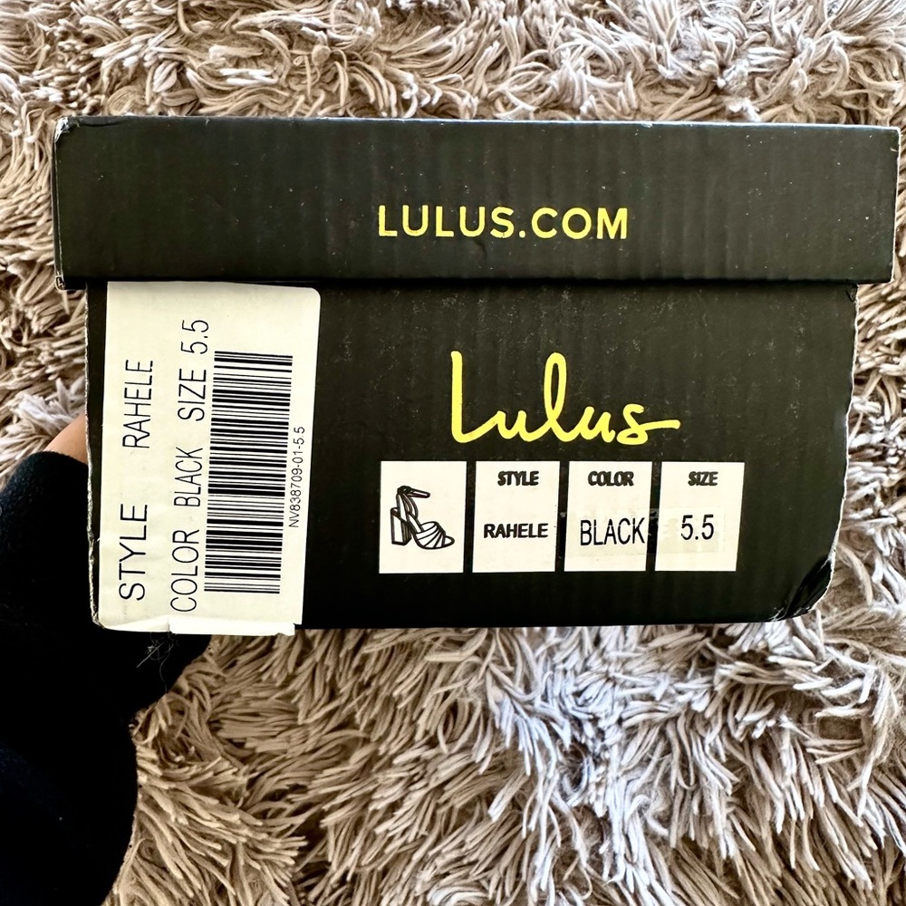 Lulu's Rahele Black Block Heels - Picture 5 of 5